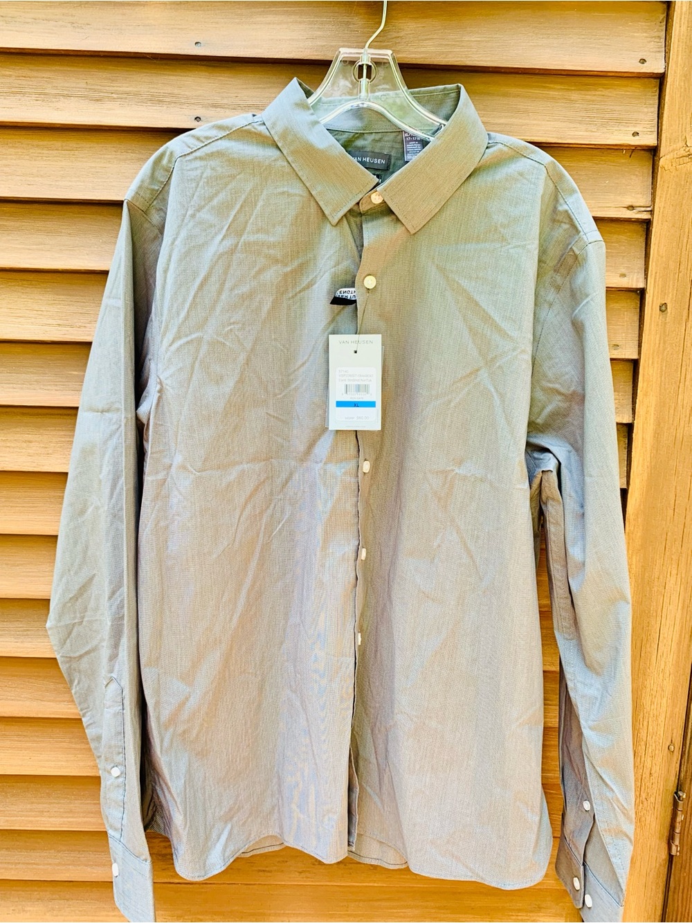 Van Heusen Men's Button-Up Shirt — Light Gray